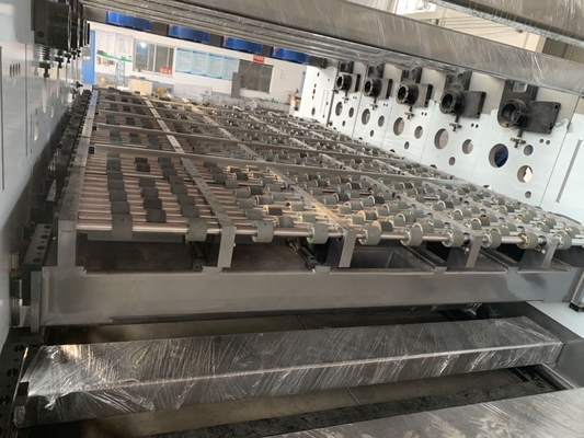 High Speed Vierkleurige gegolfde kartonnen doos Printing Slotting Die Cutting Machine voor doos maken