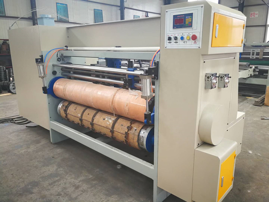Ce EAC 1400*2600mm Golf van de de Matrijzensnijmachine van de Kartondoos de Lange Levensduur