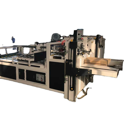 Kleefmappeltje Automatische gegolfde doosmachine 2800mm aangedreven pneumatisch