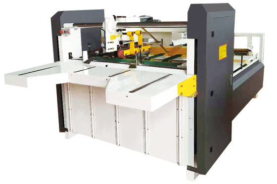 Automatische voeding van gegolfde kartonnen doosmachine Verpakkingsoplossing